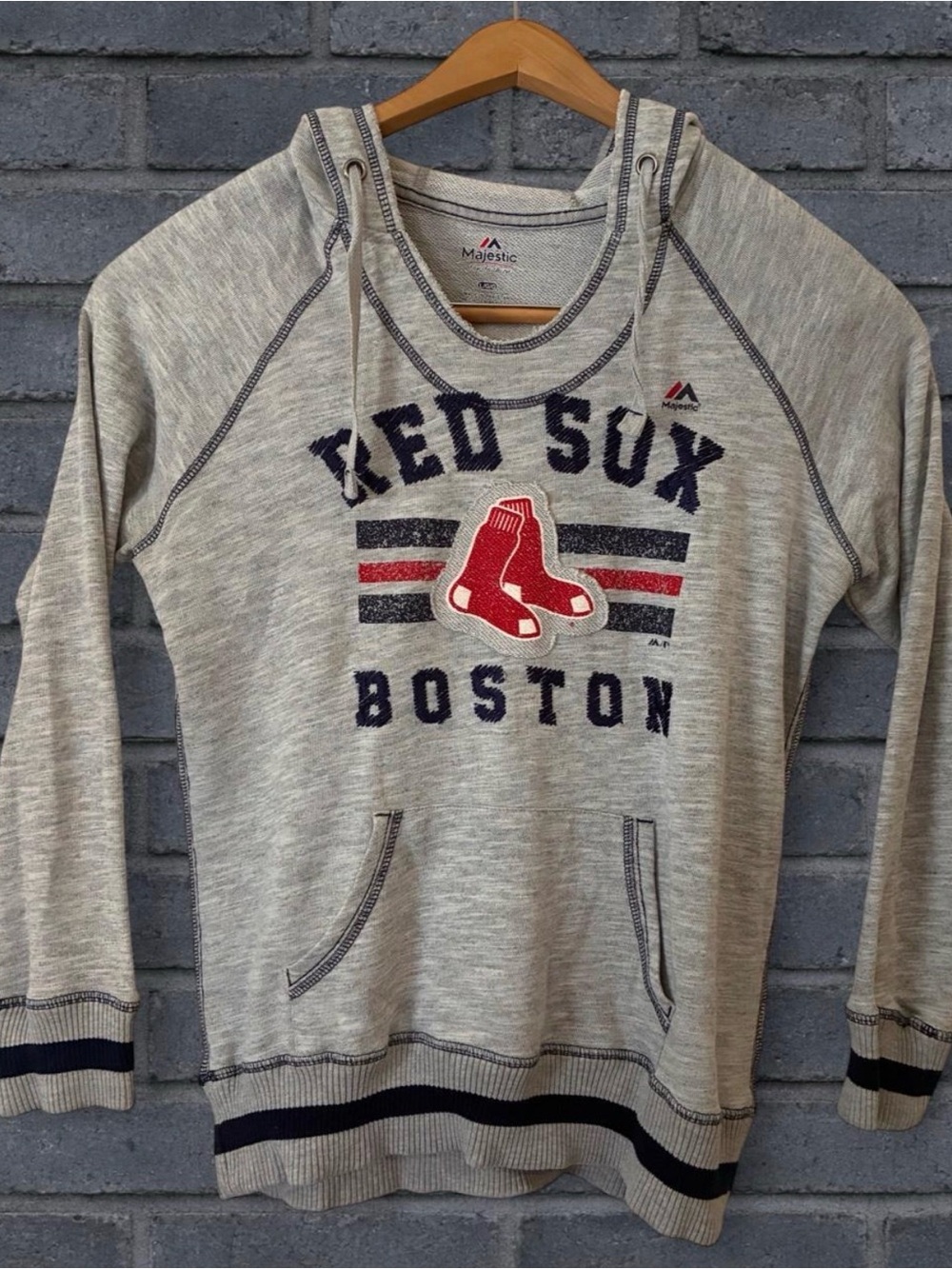 Women’s Majestic Boston Red Sox Gray Hoodie Sweatshirt Large